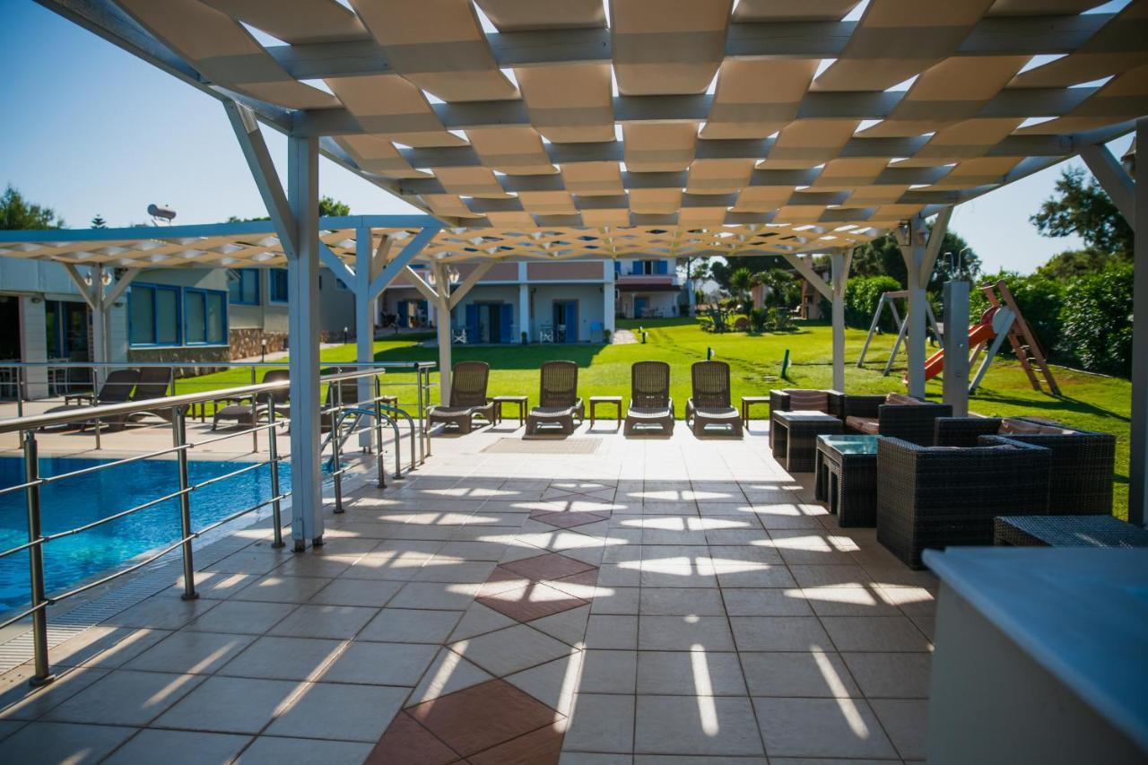 Mesogeios Hotel Marathopoli Exterior foto
