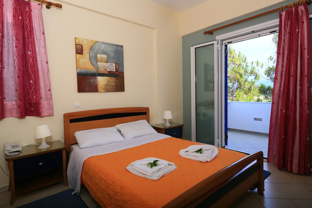 Mesogeios Hotel Marathopoli Cameră foto